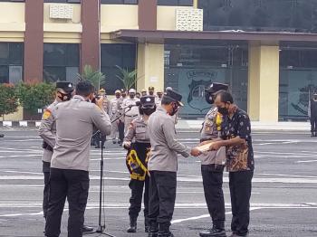 Sempat Diberitakan Saibumi.com, Sang Juru Parkir Taufik Terima Penghargaan